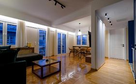 Smart And Elegant Home In The Centre Of Athens